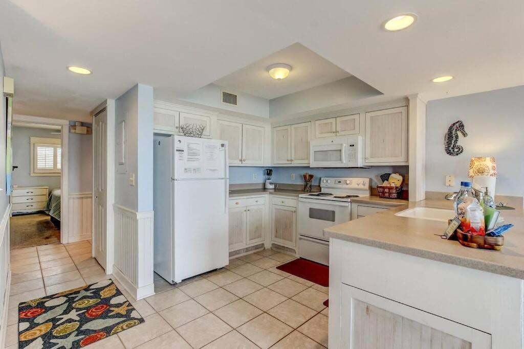 Oceanfront Retreat With A Remarkable View. New! フェルナンディーナ・ビーチ エクステリア 写真
