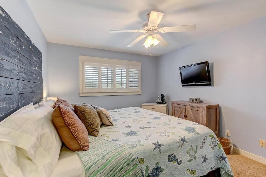 Oceanfront Retreat With A Remarkable View. New! フェルナンディーナ・ビーチ エクステリア 写真