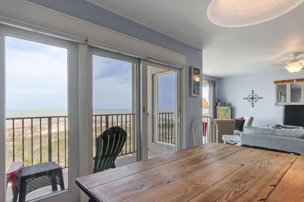 Oceanfront Retreat With A Remarkable View. New! フェルナンディーナ・ビーチ エクステリア 写真