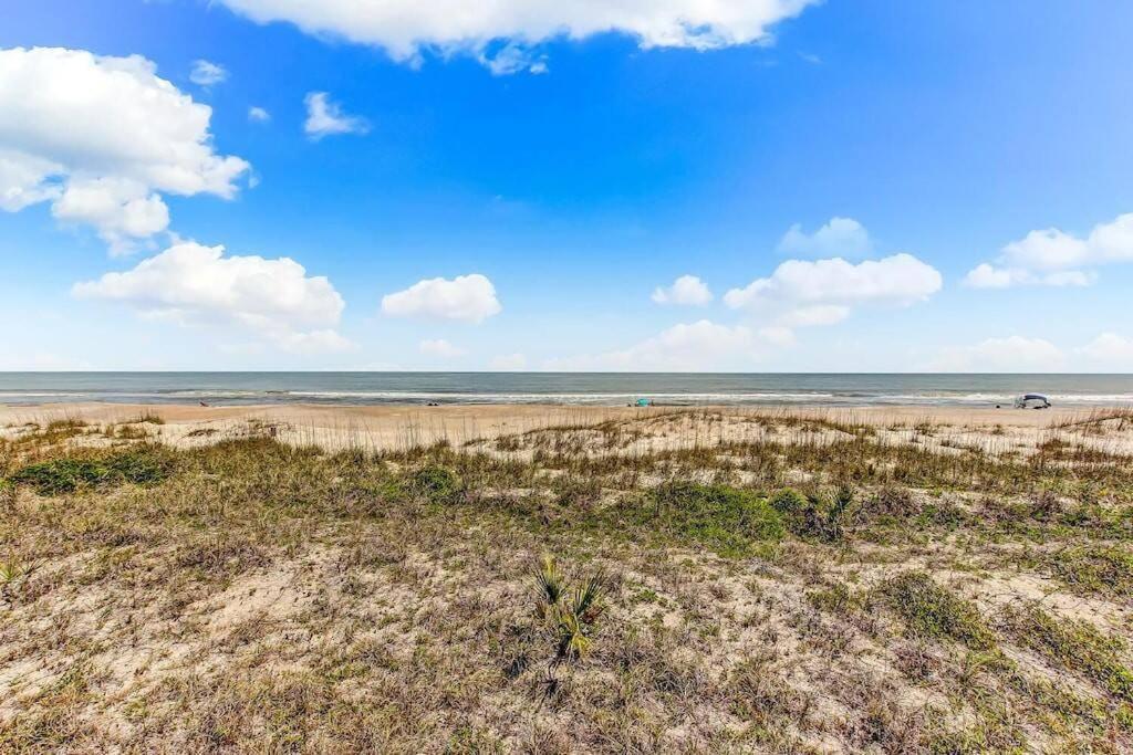 Oceanfront Retreat With A Remarkable View. New! フェルナンディーナ・ビーチ エクステリア 写真