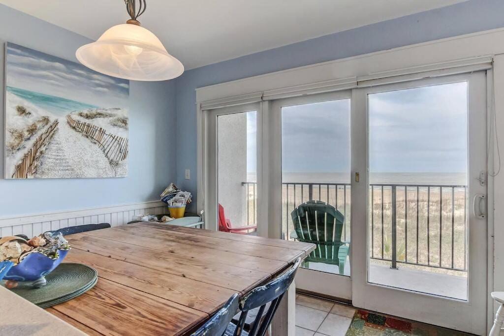 Oceanfront Retreat With A Remarkable View. New! フェルナンディーナ・ビーチ エクステリア 写真