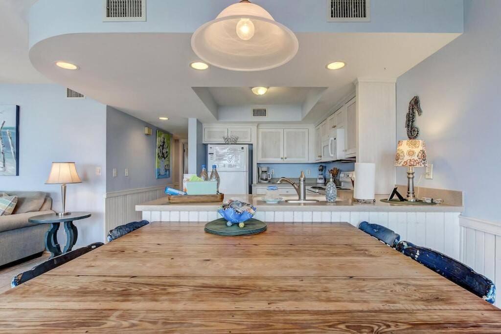 Oceanfront Retreat With A Remarkable View. New! フェルナンディーナ・ビーチ エクステリア 写真