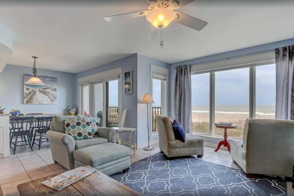 Oceanfront Retreat With A Remarkable View. New! フェルナンディーナ・ビーチ エクステリア 写真